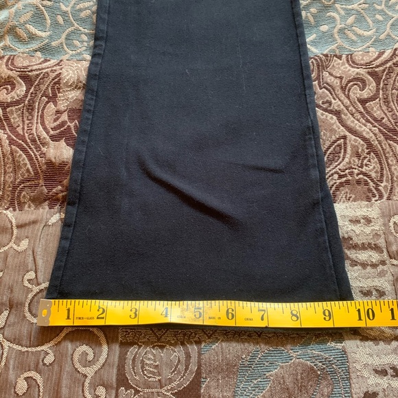 Old Navy Yoga Pant (M) - Picture 5 of 6